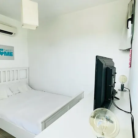 Blue Sky Villas Gennadi