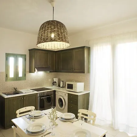 别墅 Blue Sky Villas 根纳迪