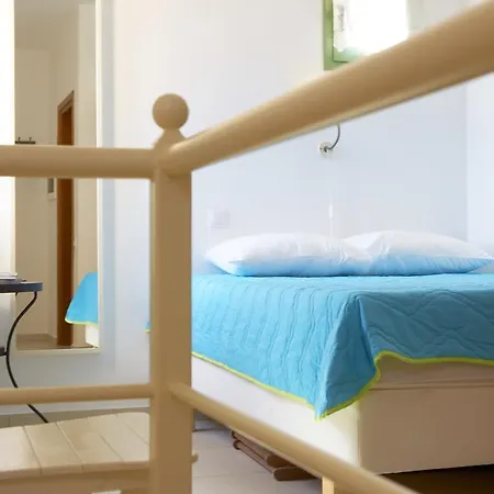 别墅 Blue Sky Villas 根纳迪